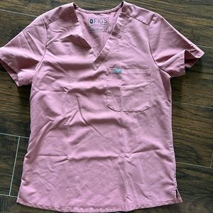 FIGS Mauve Catarina Scrub Top